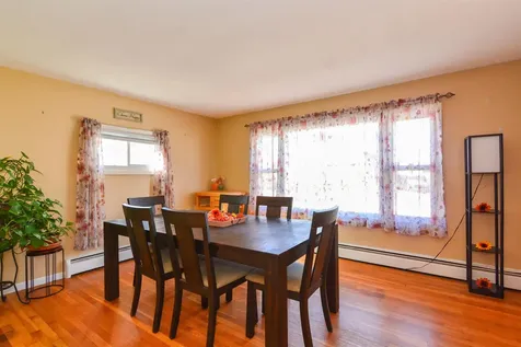 25 Bow Street Manchester NH 03103