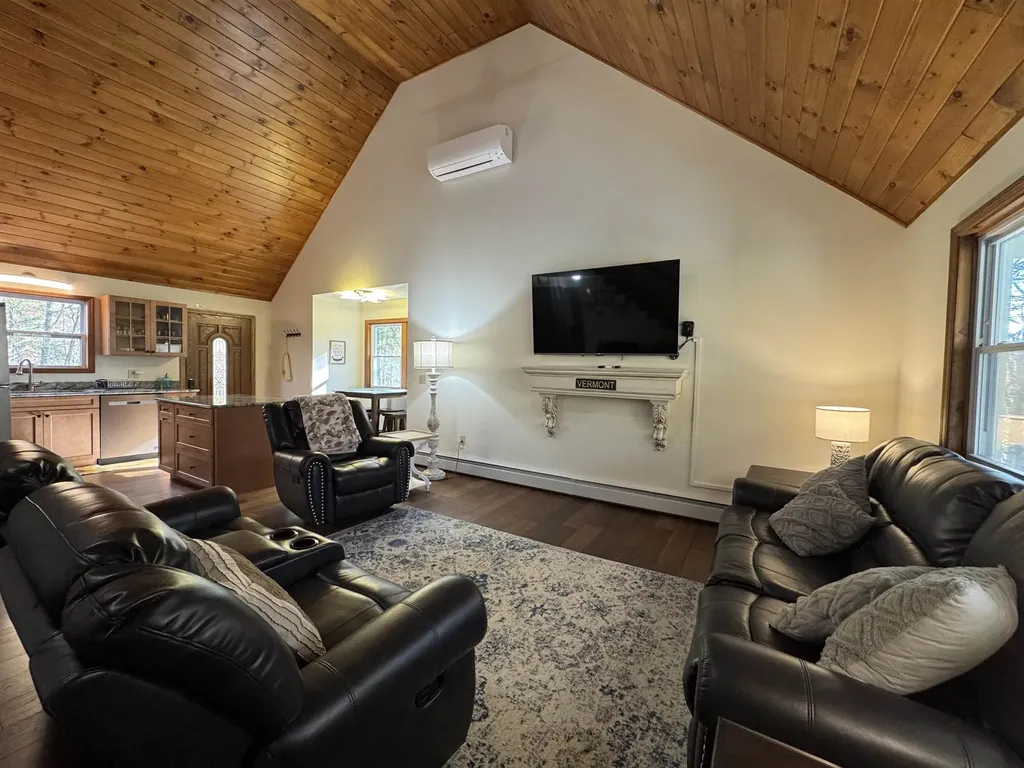 4214 Vt Route 31 Poultney VT 05764