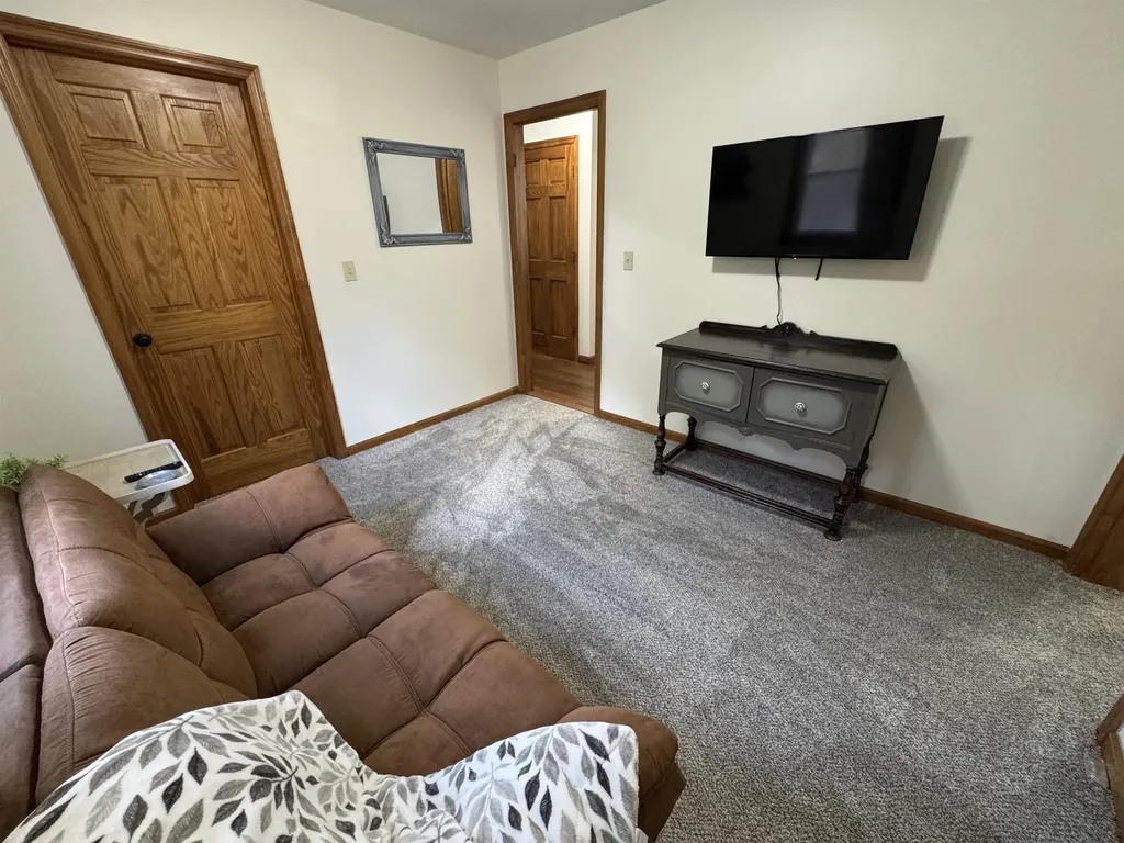 4214 Vt Route 31 Poultney VT 05764