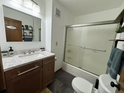 4214 Vt Route 31 Poultney VT 05764