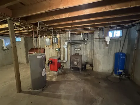 4214 Vt Route 31 Poultney VT 05764