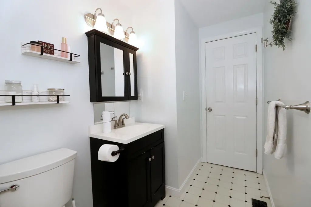 777 Middle Road Portsmouth NH 03801