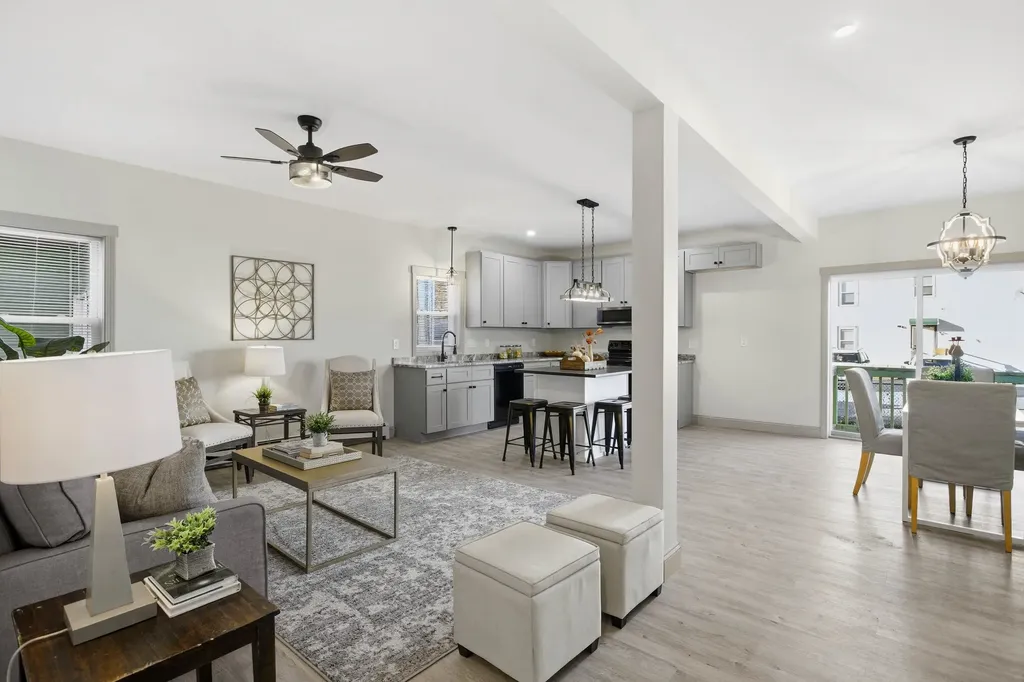 284 Bell Street Manchester NH 03103