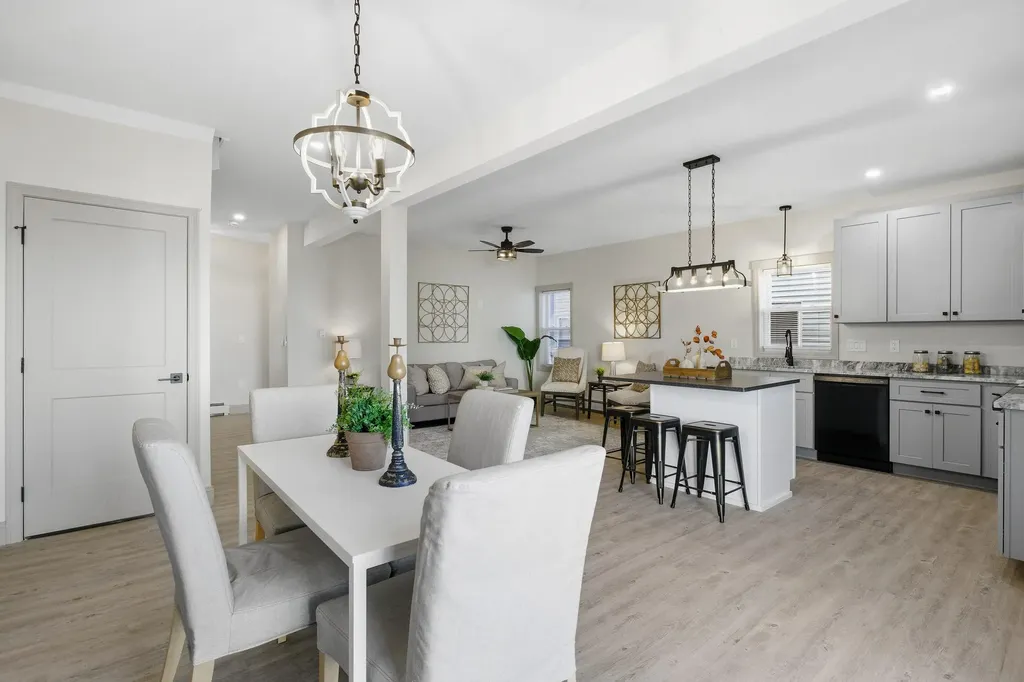 284 Bell Street Manchester NH 03103