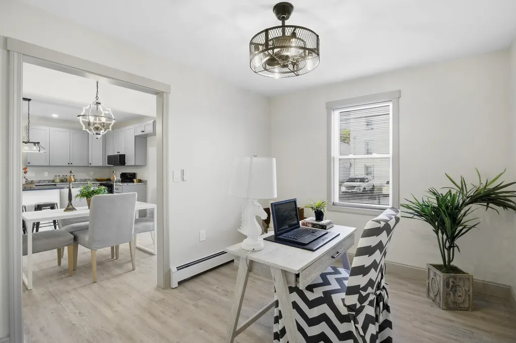 284 Bell Street Manchester NH 03103