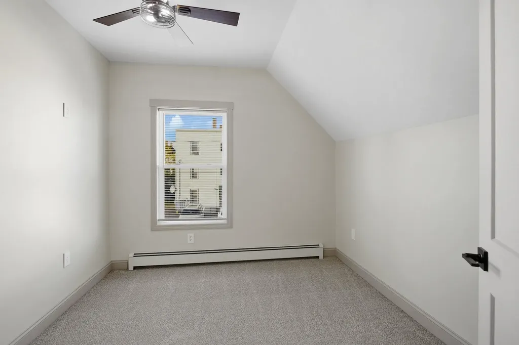 284 Bell Street Manchester NH 03103