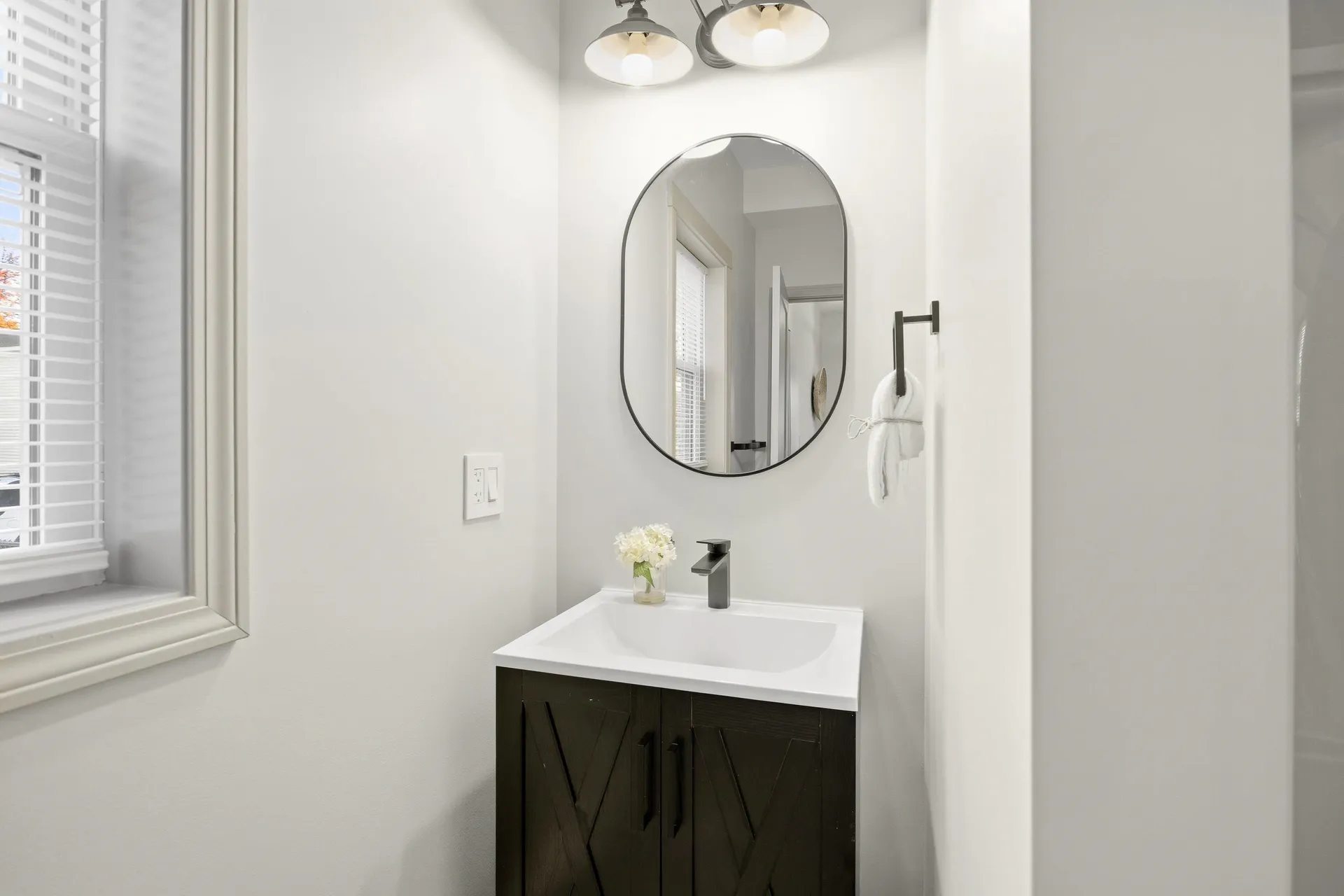 284 Bell Street Manchester NH 03103