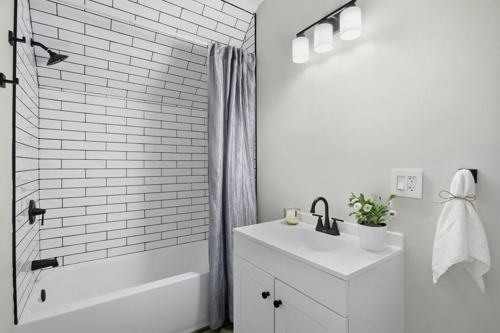 284 Bell Street Manchester NH 03103