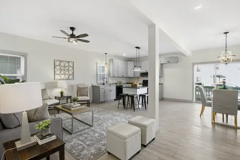 284 Bell Street Manchester NH 03103