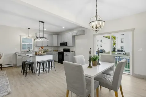 284 Bell Street Manchester NH 03103