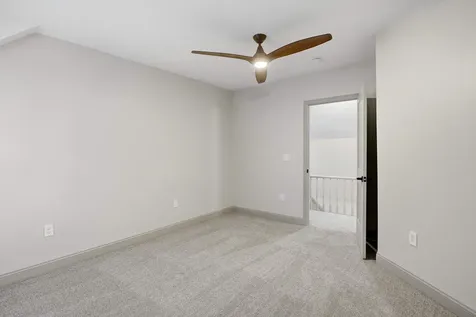 284 Bell Street Manchester NH 03103