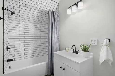 284 Bell Street Manchester NH 03103