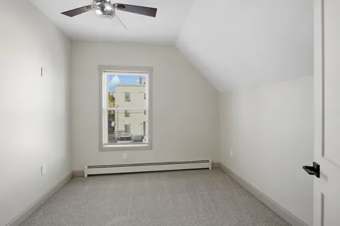 284 Bell Street Manchester NH 03103