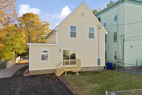 284 Bell Street Manchester NH 03103