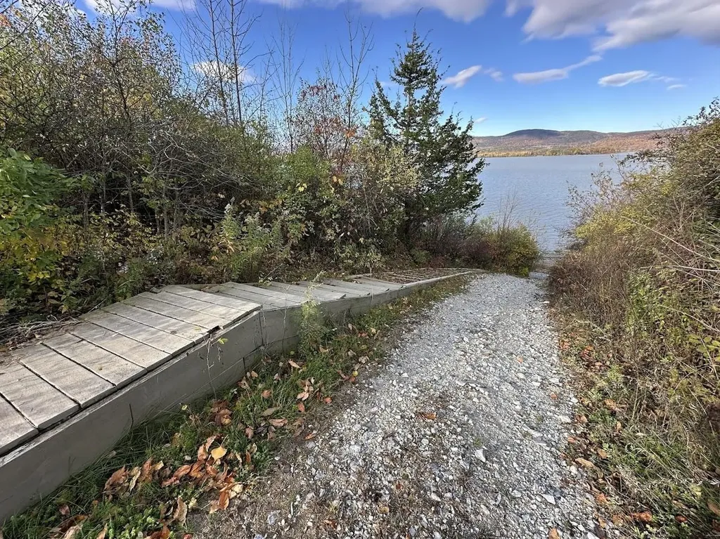 97 Lake Street Shoreham VT 05770