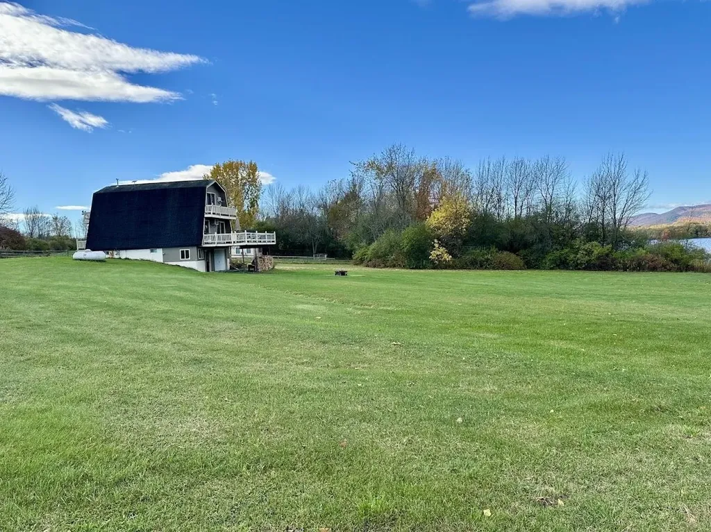 97 Lake Street Shoreham VT 05770