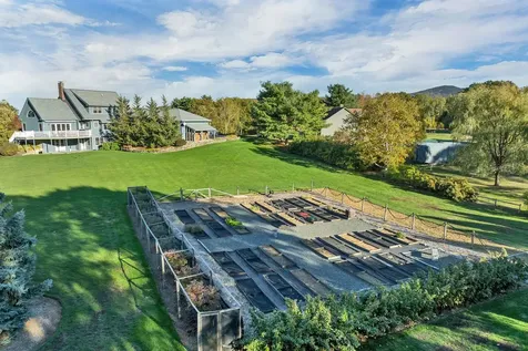 30 Beacon Hill Road Gilford NH 03249