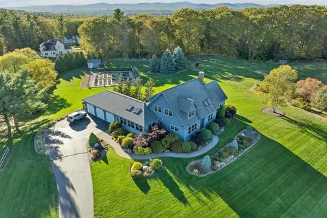 30 Beacon Hill Road Gilford NH 03249