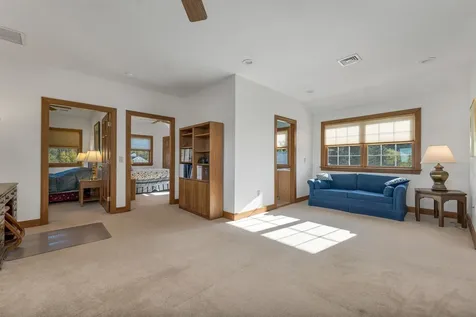 30 Beacon Hill Road Gilford NH 03249