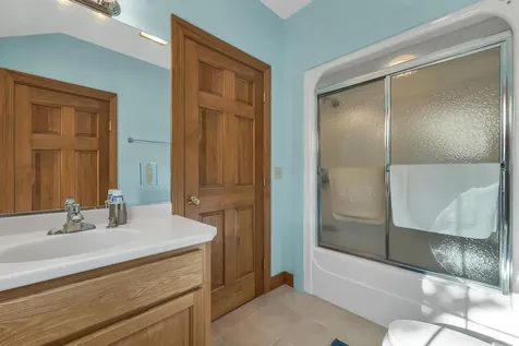 30 Beacon Hill Road Gilford NH 03249