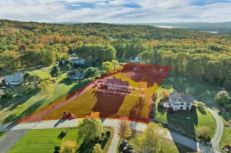 30 Beacon Hill Road Gilford NH 03249