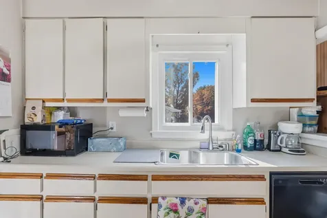 1014 W. Hollis Street Nashua NH 03062