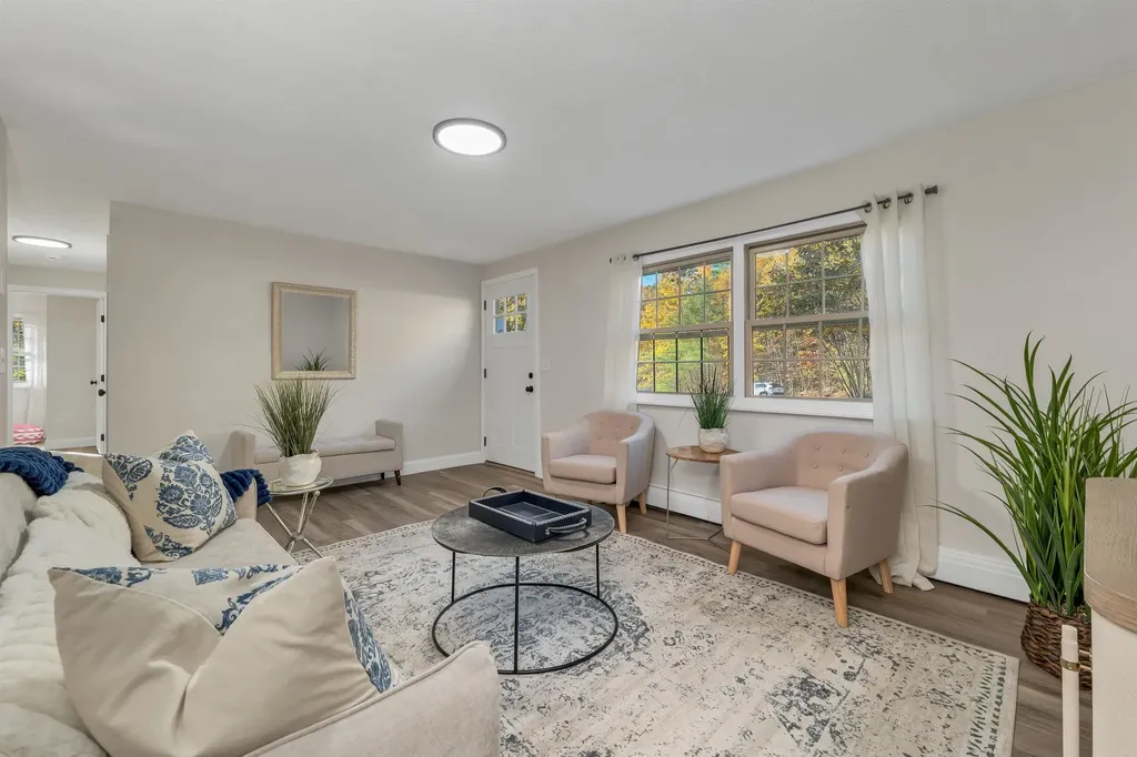 6 Coburn Hill Road Danville NH 03819