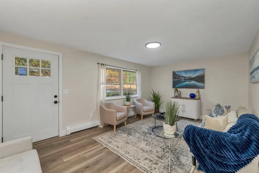 6 Coburn Hill Road Danville NH 03819