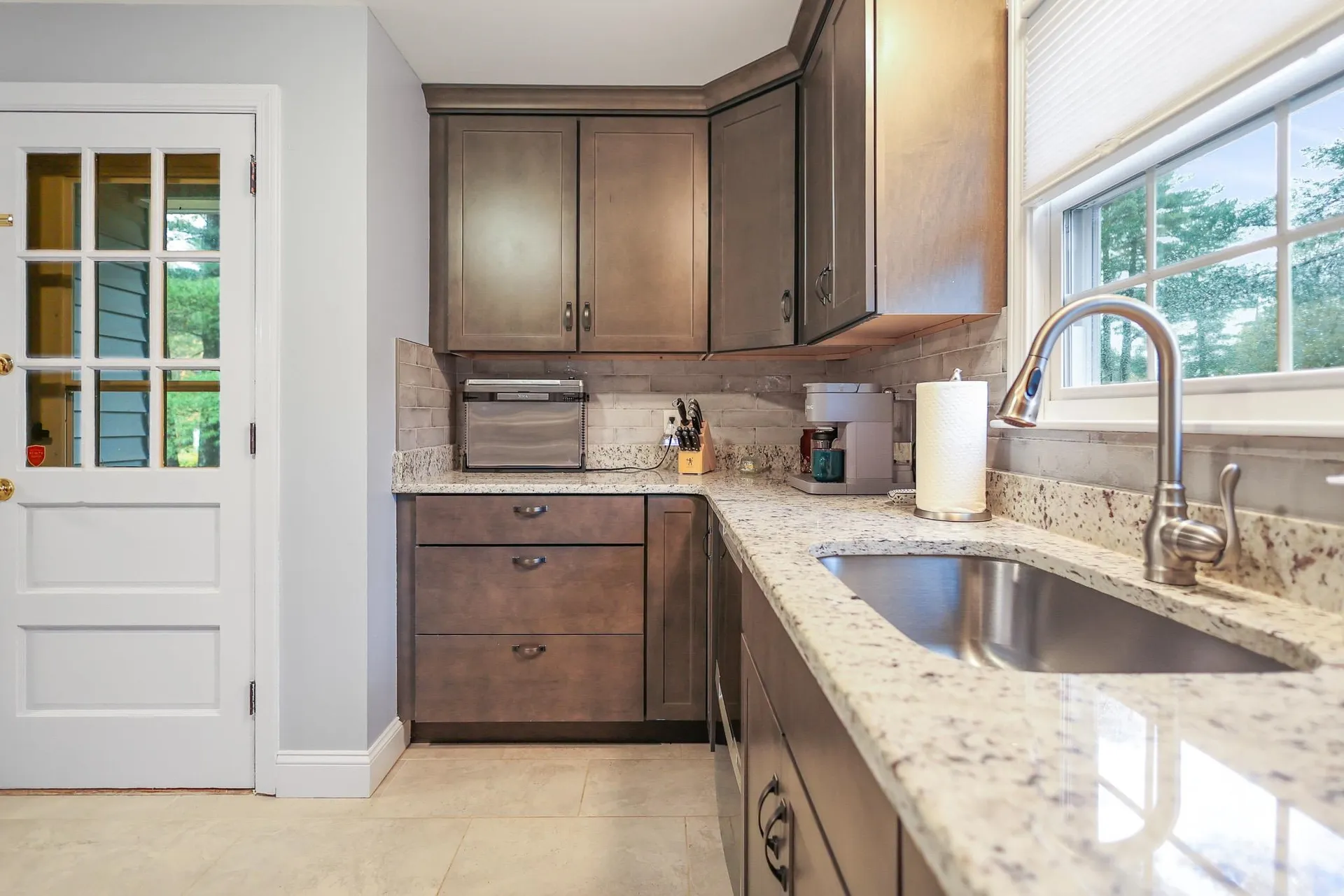 11 Cardinal Drive Hudson NH 03051