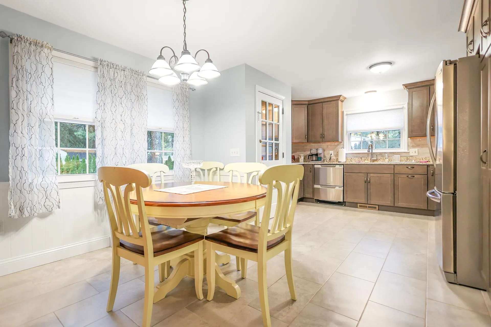 11 Cardinal Drive Hudson NH 03051