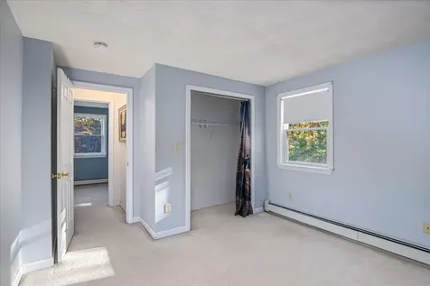 17 Maple Avenue Newton NH 03858