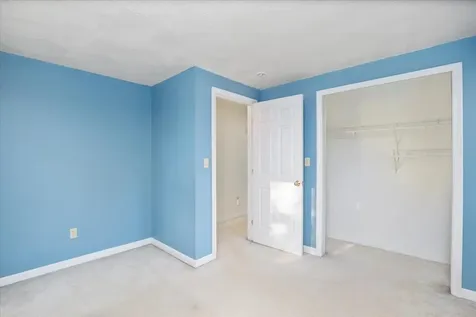 17 Maple Avenue Newton NH 03858