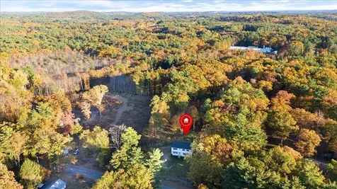 17 Maple Avenue Newton NH 03858