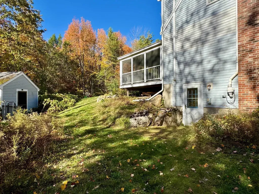 5 Autumn Lane Nottingham NH 03290