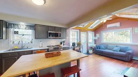 5 Autumn Lane Nottingham NH 03290