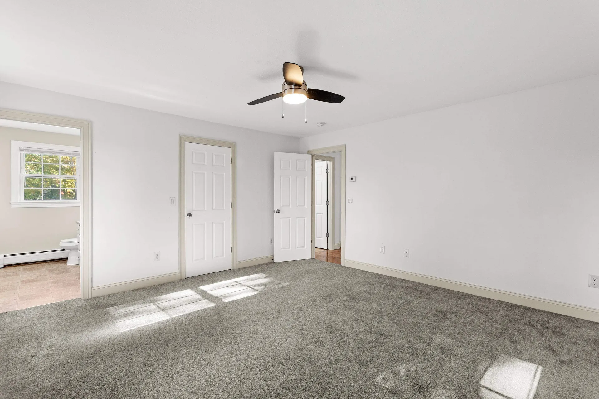 22 Maple Road North Hampton NH 03862