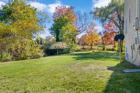 22 Maple Road North Hampton NH 03862