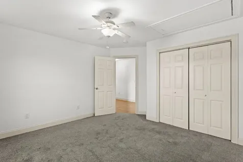 22 Maple Road North Hampton NH 03862