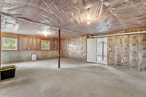 22 Maple Road North Hampton NH 03862