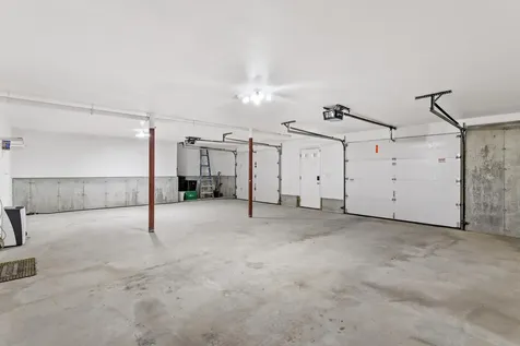 22 Maple Road North Hampton NH 03862