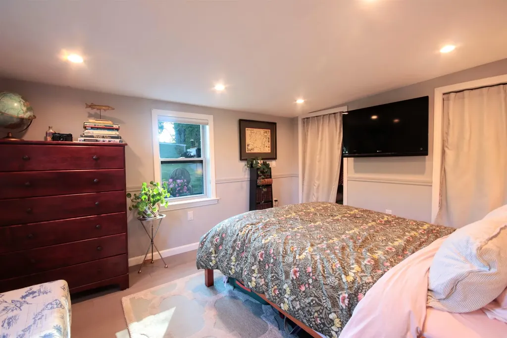 101 Dover Point Road Dover NH 03820