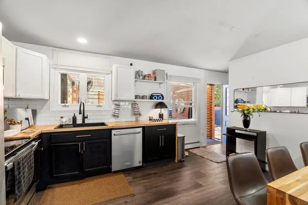 159 W High Street Somersworth NH 03878