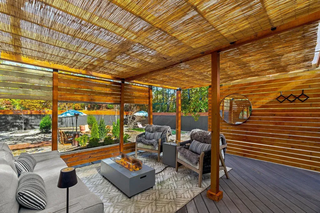 159 W High Street Somersworth NH 03878