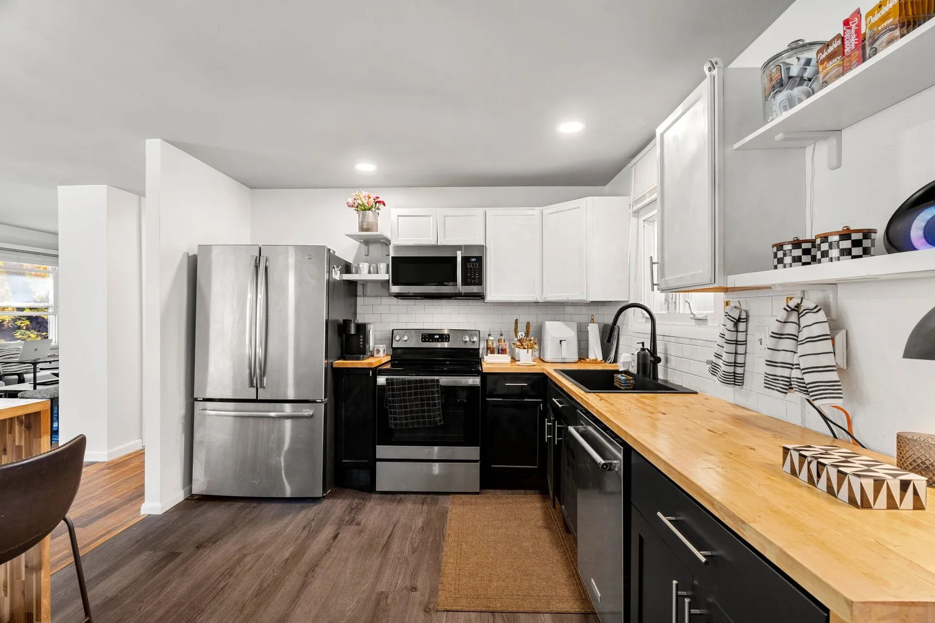 159 W High Street Somersworth NH 03878