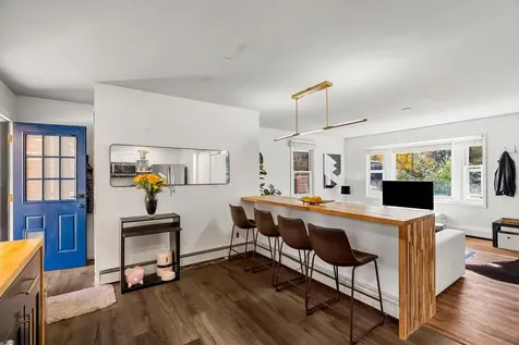 159 W High Street Somersworth NH 03878