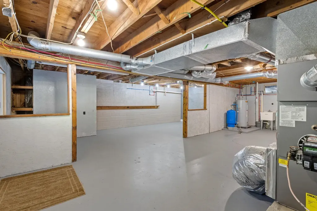 156 Access Road Wakefield NH 03872