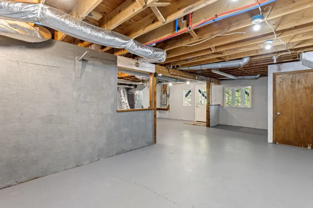 156 Access Road Wakefield NH 03872