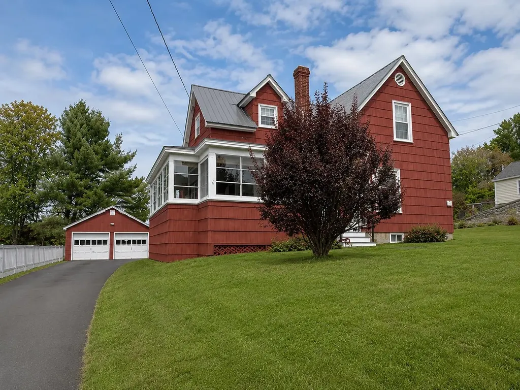 437 Forbush Avenue Berlin NH 03570