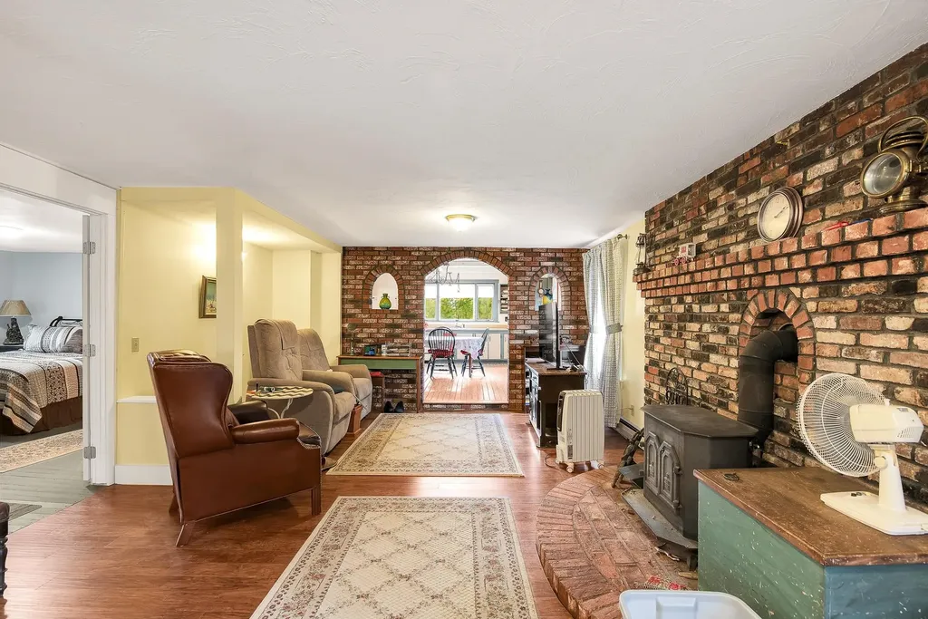 295 First Nh Turnpike Northwood NH 03261