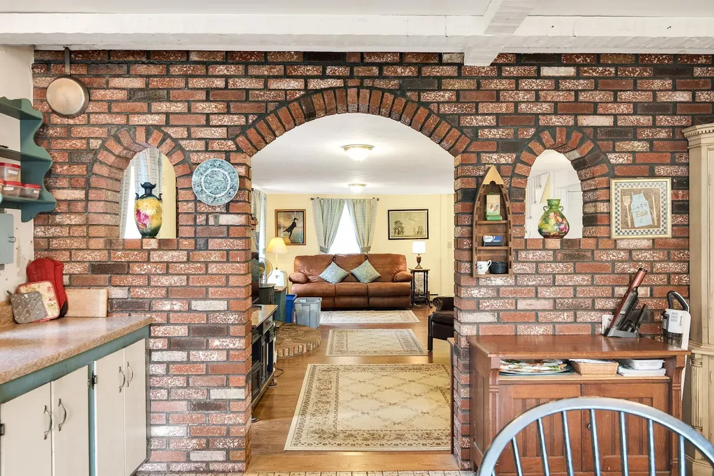 295 First Nh Turnpike Northwood NH 03261